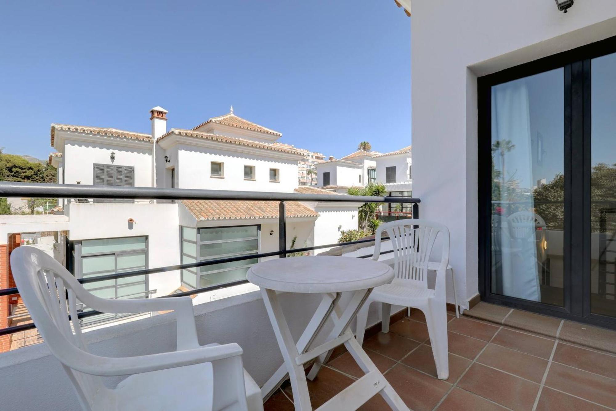 011 Bright And Spacious Villa With Private Pool Benalmádena Eksteriør bilde