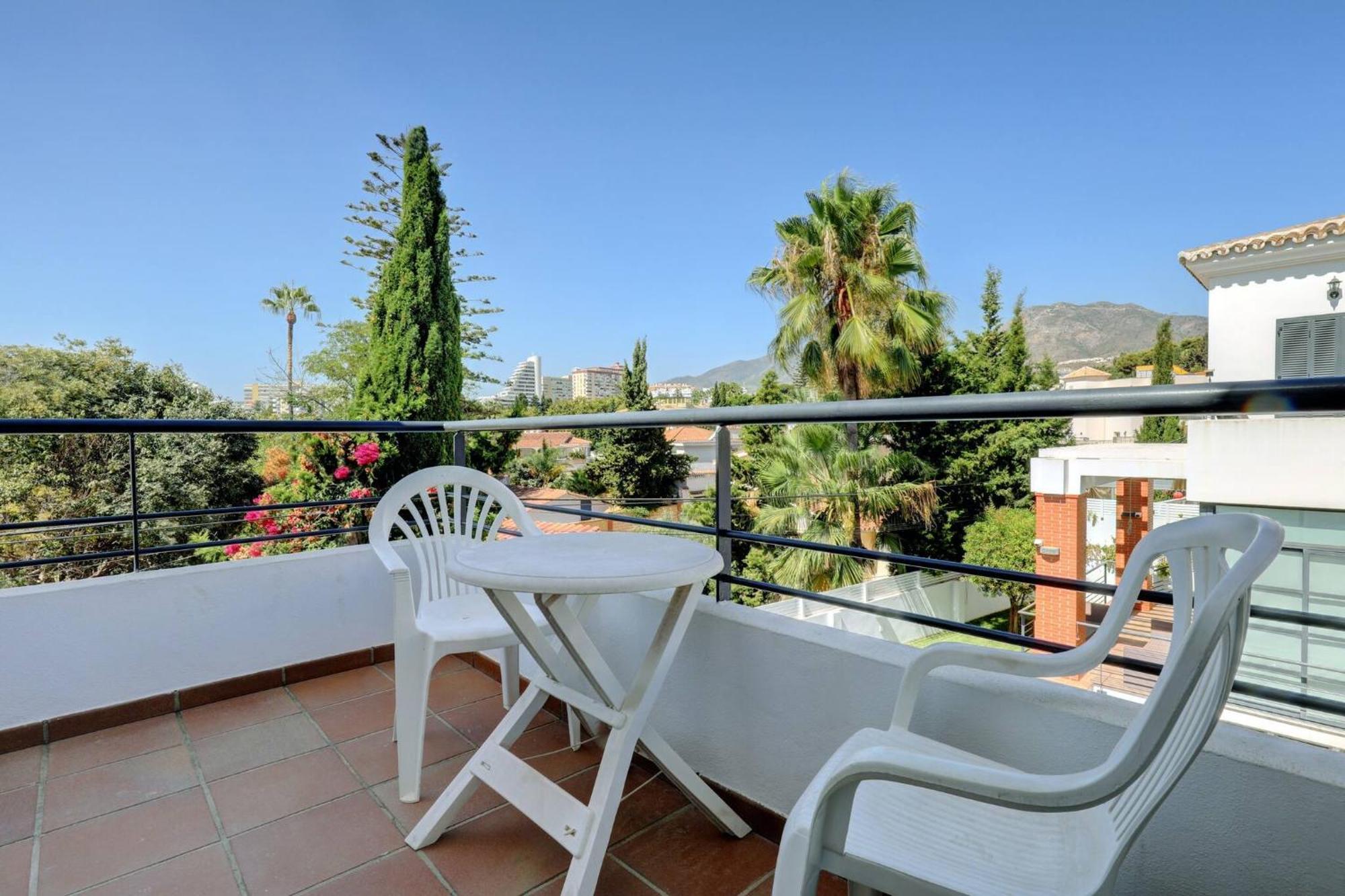 011 Bright And Spacious Villa With Private Pool Benalmádena Eksteriør bilde