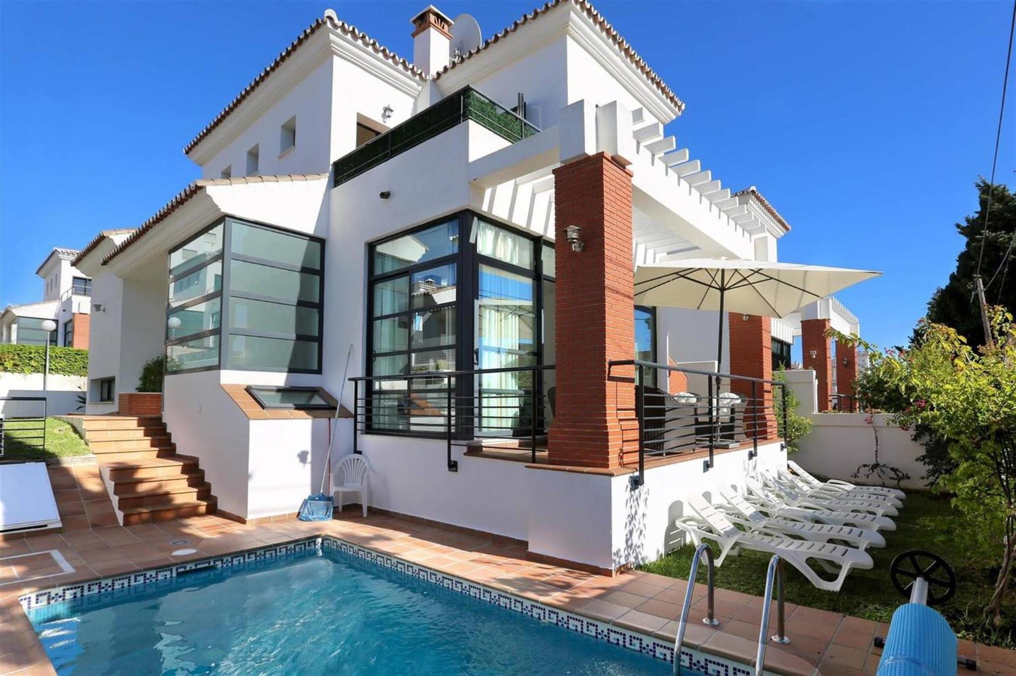 011 Bright And Spacious Villa With Private Pool Benalmádena Eksteriør bilde